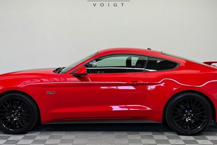 Ford Mustang 61.008 km 40.500 € Radevormwald 42477