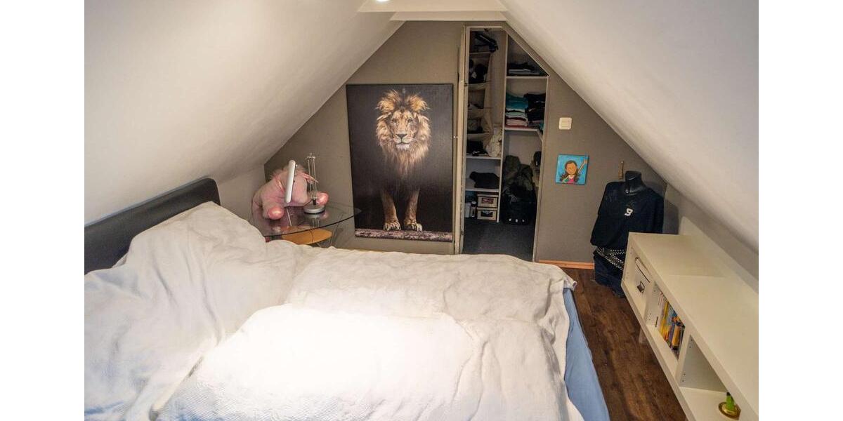 Dachgeschoßwohnung Wuppertal Cronenberg - 2 Zimmer, 47 m&sup2;, 360&euro; | Angebot:24918567