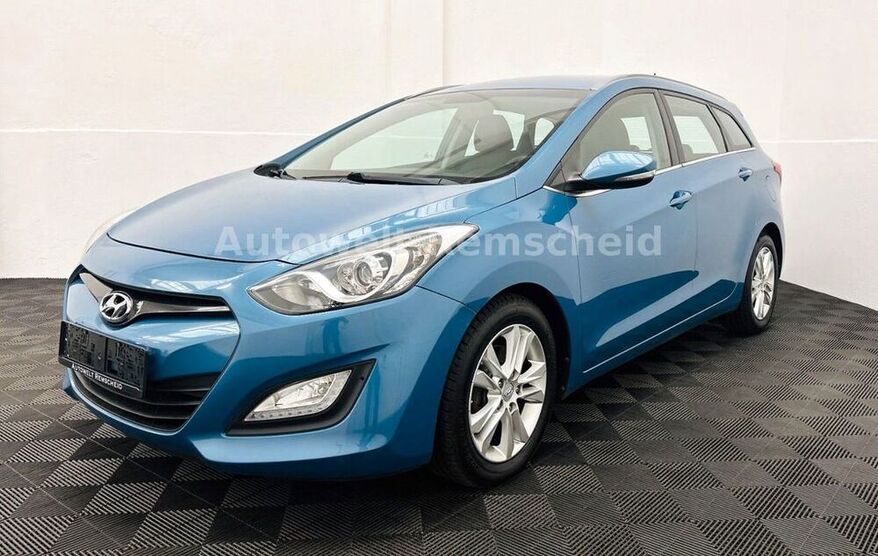 i30