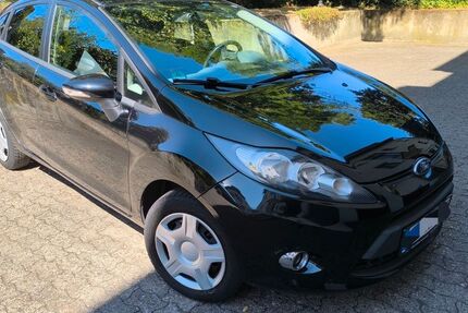 Ford Fiesta 101.054 km 4.490 &euro; Dormagen 41539