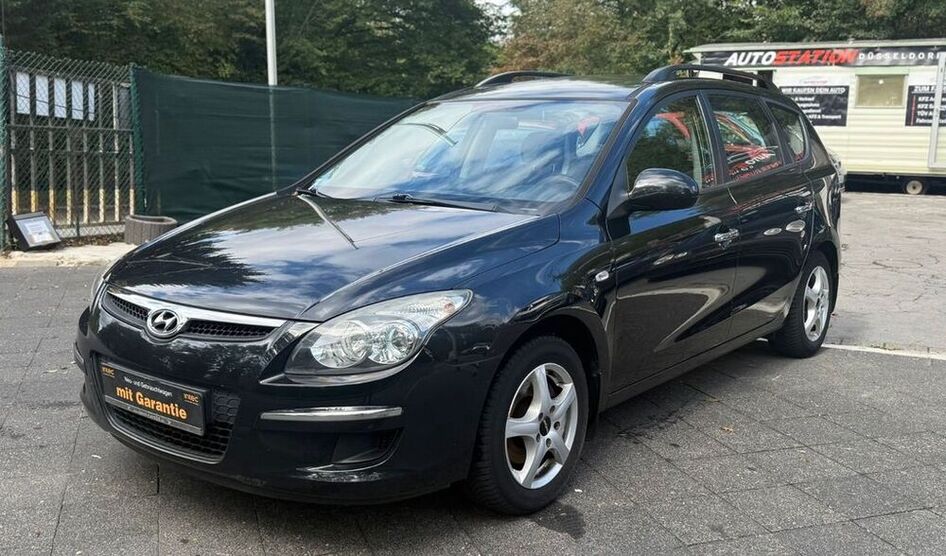 i30