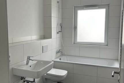 Wohnung zum Mieten in Düsseldorf 871 € 69.65 m² 3 zimmer