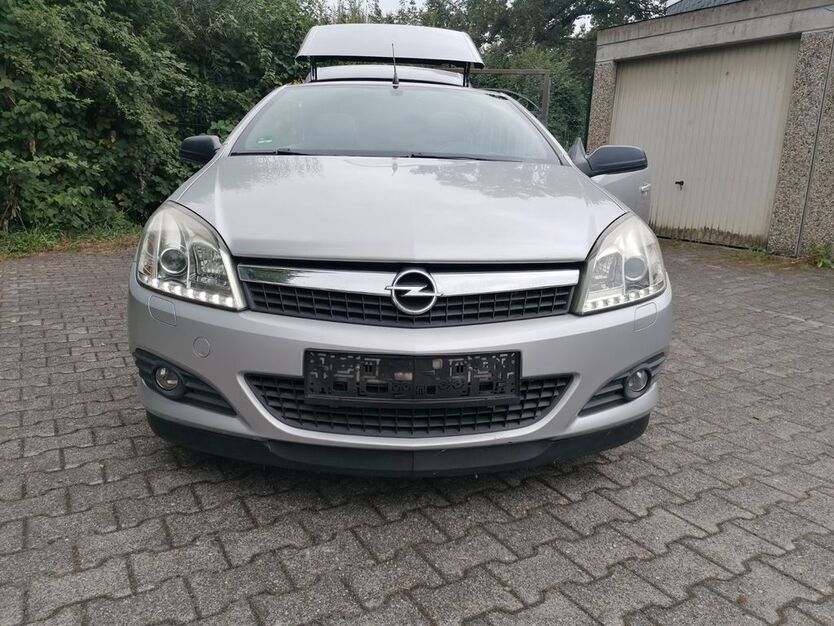 Opel Astra 153.901 km 3.700 € Leverkusen 51381