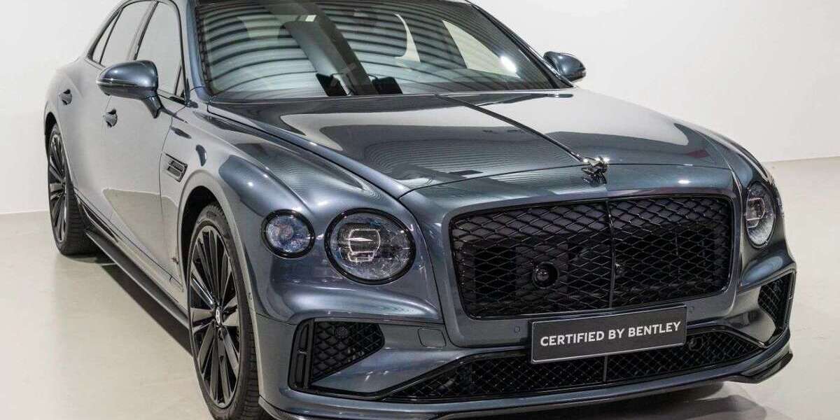 Bentley Flying Spur 4.350 km 299.900 &euro; Köln 50827