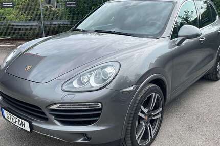 Porsche Cayenne 167.000 km 27.000 € Neuss 41472
