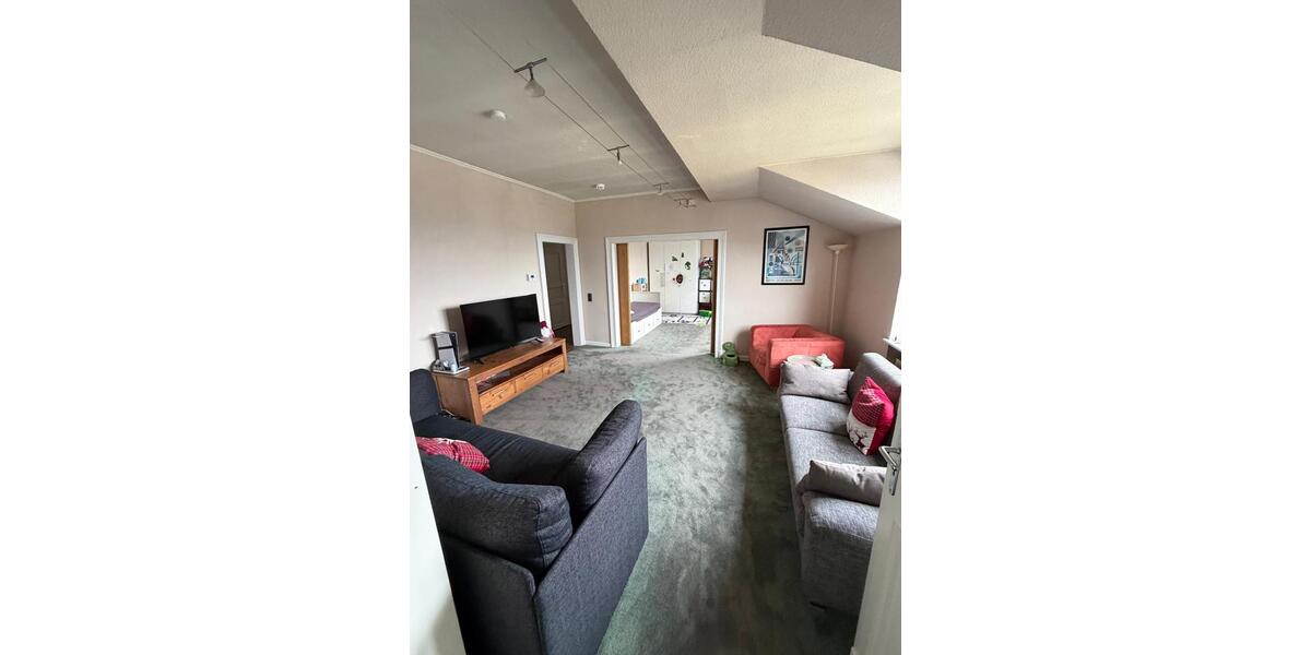 Dachgeschoßwohnung Wuppertal Elberfeld - 4 Zimmer, 100 m&sup2;, 995&euro; | Angebot:26461048