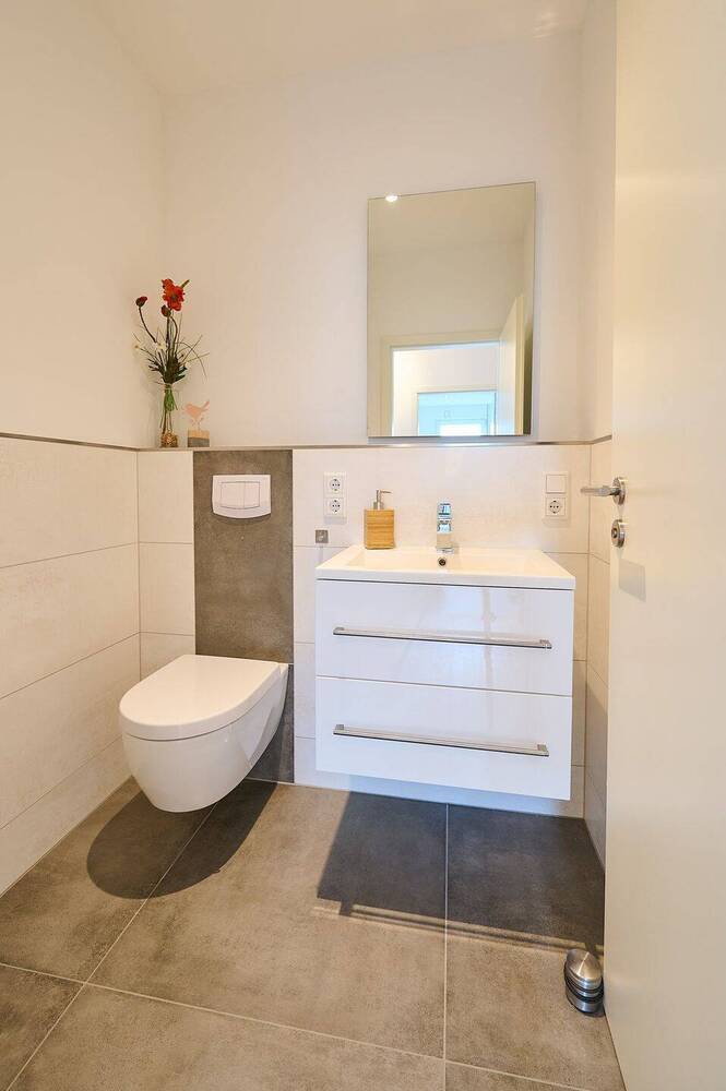 Einfach einziehen - Top Moderne 3-Zimmer-ETW in Cronenberg