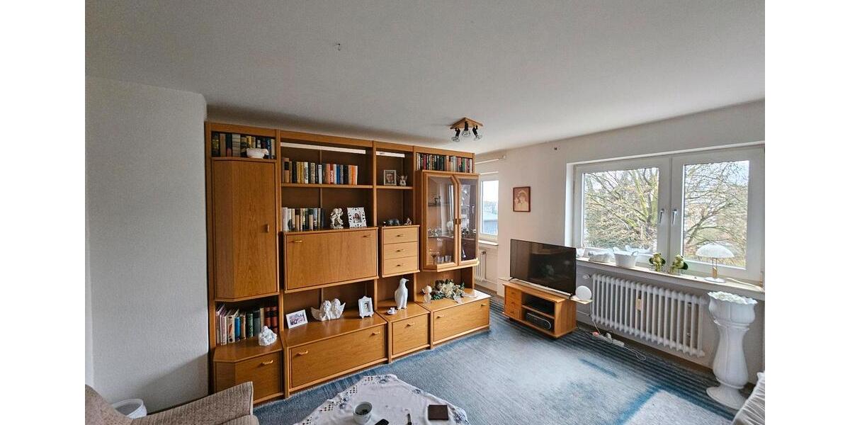 Etagenwohnung Remscheid Reinshagen - 1.5 Zimmer, 49 m&sup2;, 275&euro; | Angebot:24652184