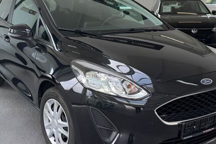 Ford Fiesta 72.200 km 10.950 &euro; Remscheid 42859