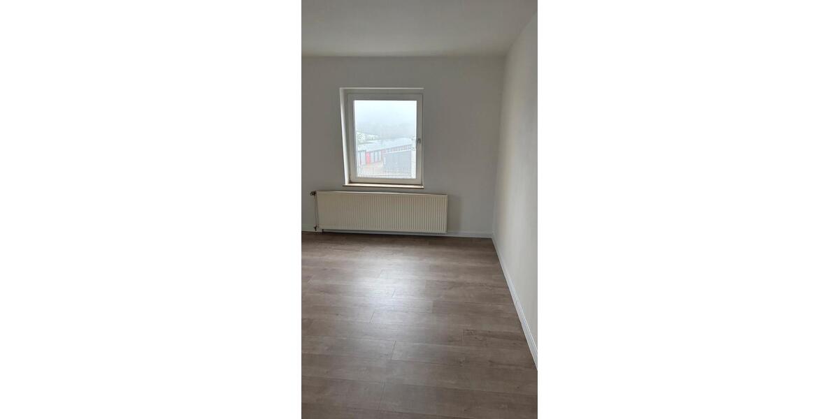Erdgeschoßwohnung Remscheid Reinshagen - 1 Zimmer, 38 m&sup2;, 310&euro; | Angebot:27602834