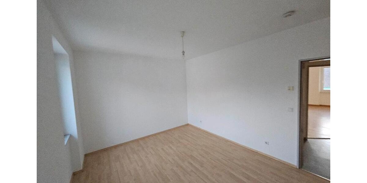 Etagenwohnung Remscheid Lüttringhausen - 2 Zimmer, 53 m&sup2;, 503&euro; | Angebot:24239023