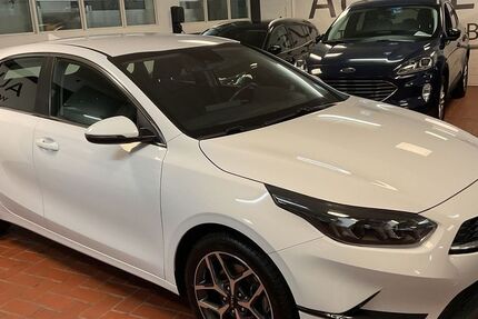 Kia ceed / Ceed 118.000 km 14.490 &euro; Wülfrath 42489