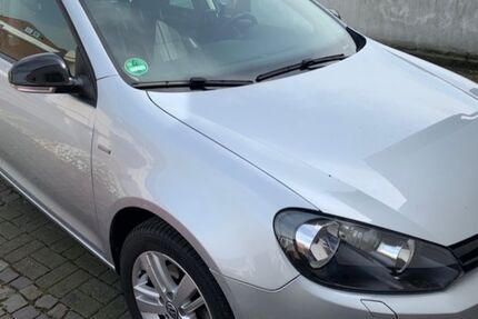 VW Golf 132.000 km 6.950 &euro; Langenfeld 40764