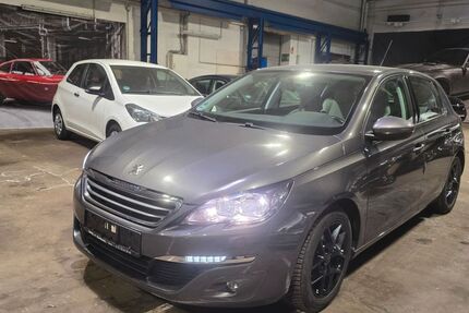 Peugeot 308 70.000 km 11.390 &euro; Wuppertal 42349