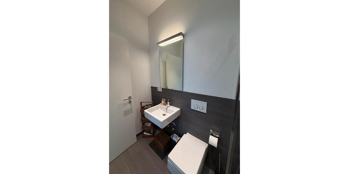 Einfamilienhaus Düsseldorf Stadtbezirk 2 - 4 Zimmer, 163 m&sup2;, 3.900&euro; | Angebot:25756632