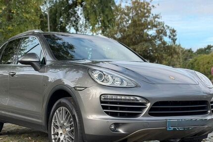 Porsche Cayenne 270.000 km 15.000 &euro; Düsseldorf 40597
