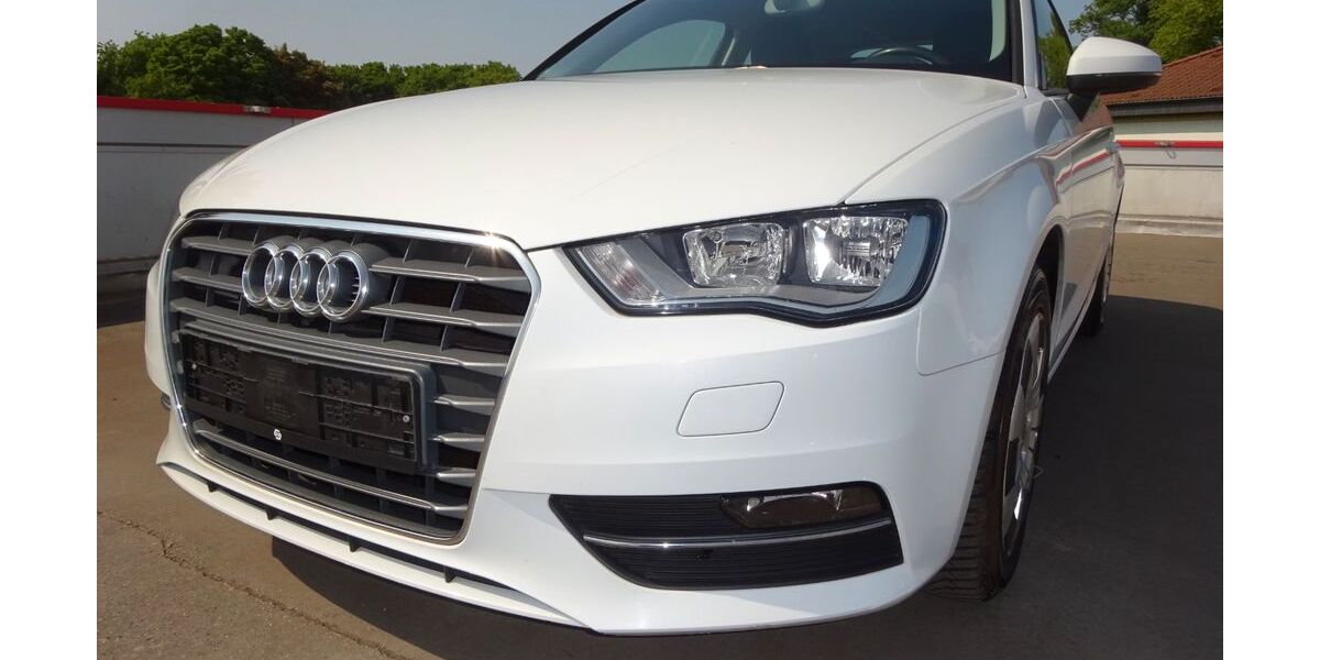 Audi A3 100.000 km 9.490 &euro; Solingen 42719