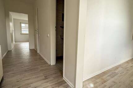 Wohnung Wuppertal Gemarkung Langerfeld - 1 Zimmer, 44 m&sup2;, 400&euro; | Angebot:27666384