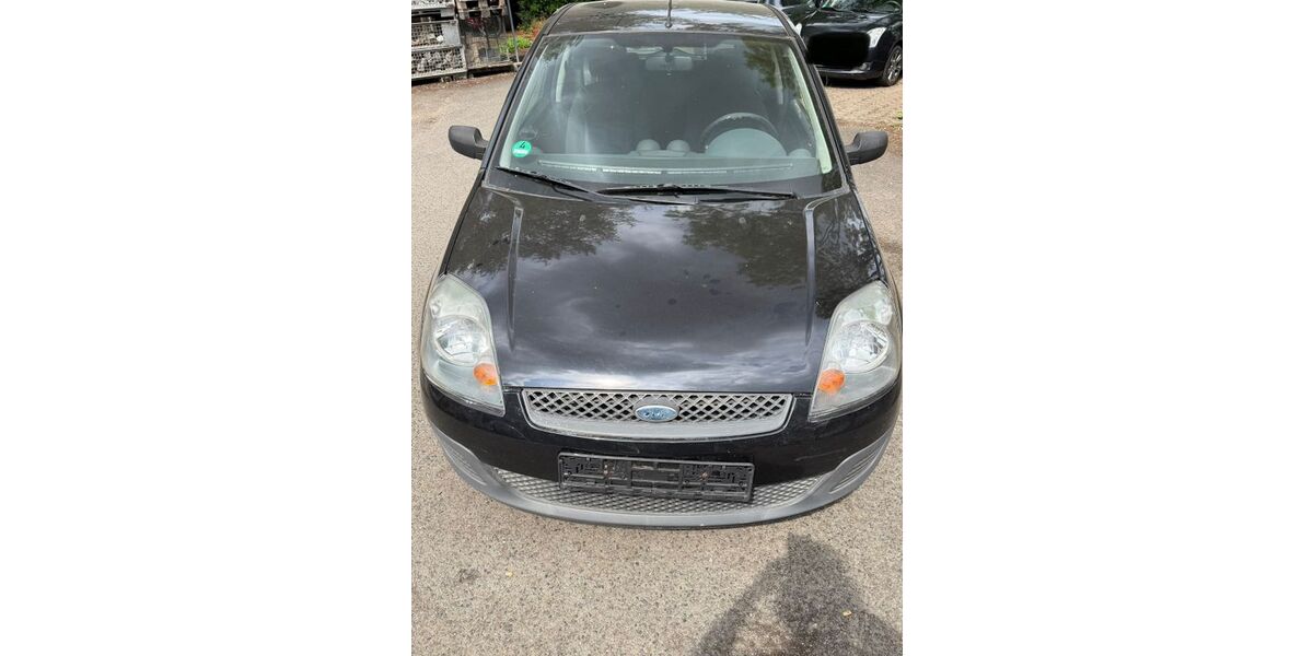 Ford Fiesta 204.369 km 700 &euro; Bergisch Gladbach 51469