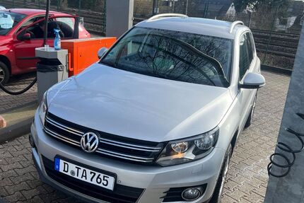 VW Tiguan 202.300 km 10.000 &euro; Düsseldorf 40599