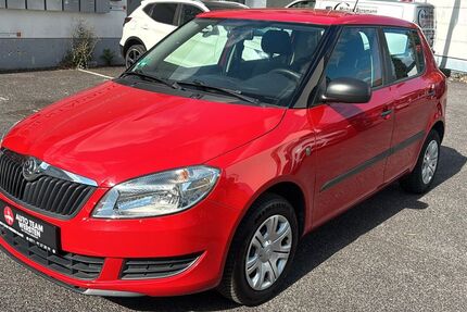Skoda Fabia 99.995 km 4.990 &euro; Düsseldorf 40591