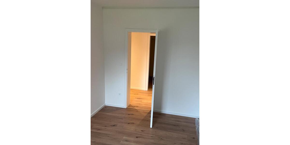 Hochparterre Leverkusen Alkenrath - 4 Zimmer, 77 m&sup2;, 1.000&euro; | Angebot:24609188