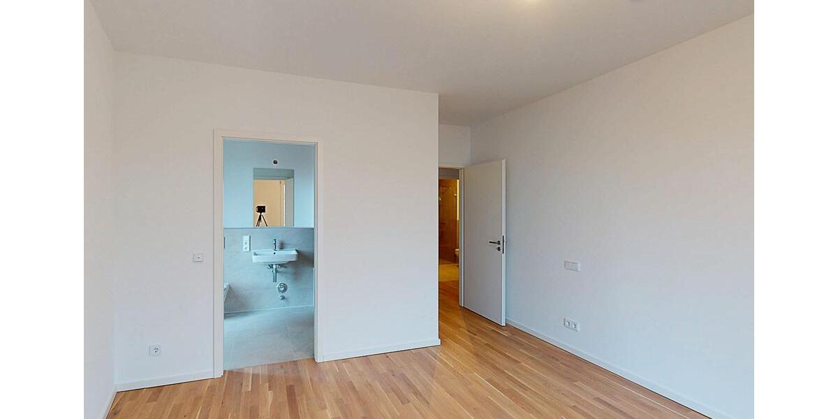 Dachgeschoßwohnung Düsseldorf Heerdt - 4 Zimmer, 109 m&sup2;, 1.743&euro; | Angebot:24256874
