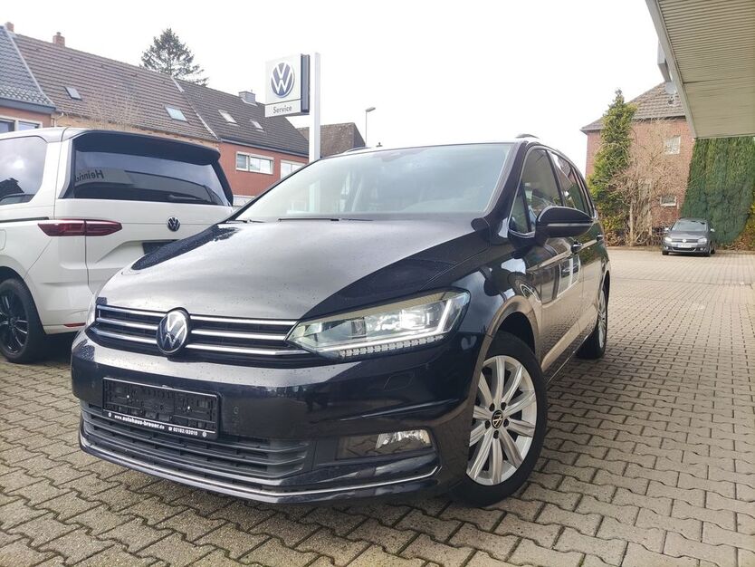 VW Touran 31.000 km 36.900 € Grevenbroich 41516