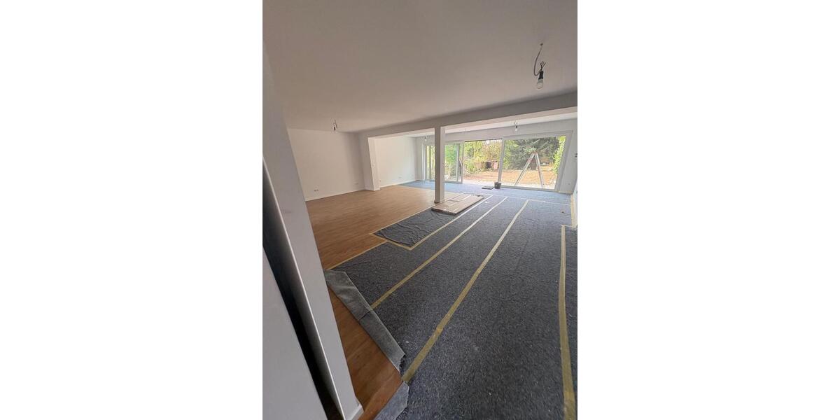 Reihenhaus Düsseldorf Stadtbezirk 5 - 5 Zimmer, 158 m&sup2;, 3.202&euro; | Angebot:27615762