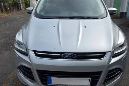 Ford Kuga 101.655 km 12.999 &euro; Köln 50767