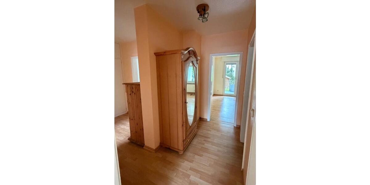 Erdgeschoßwohnung Monheim am Rhein - 3 Zimmer, 70 m&sup2;, 240.000&euro; | Angebot:26497445