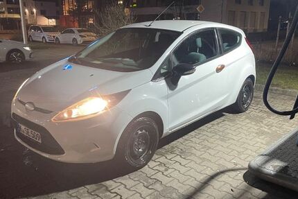 Ford Fiesta 285.000 km 1.400 &euro; Köln 51105