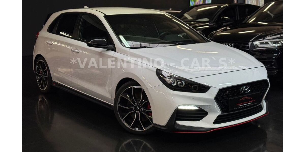 Hyundai i30 59.879 km 24.699 &euro; Radevormwald 42477