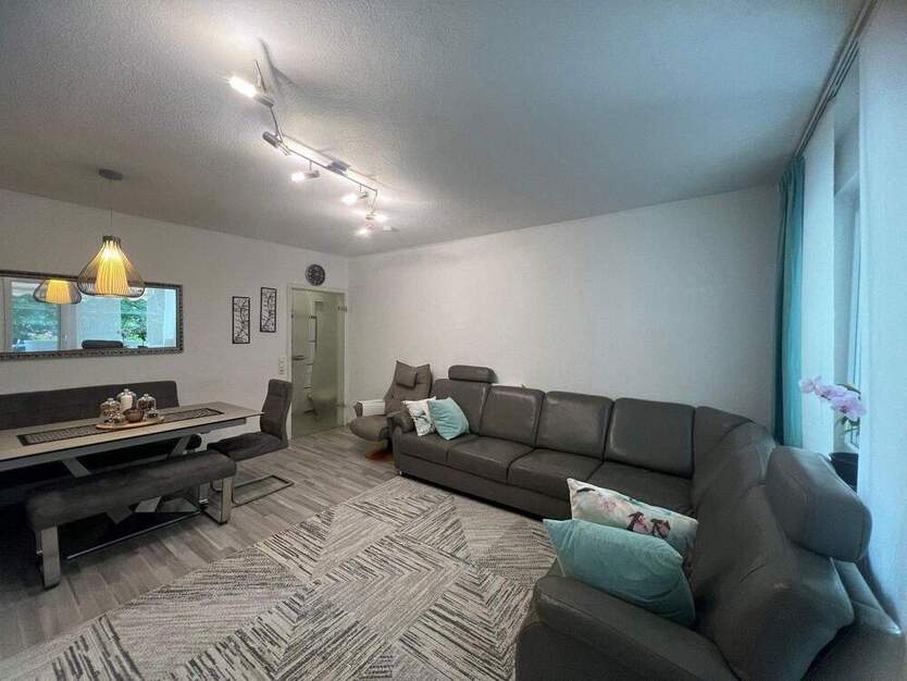 Exklusive 3-Zimmer-Wohnung in Bestlage - direkt am Rhein, Zoo & Seilbahn in unmittelbarer Nähe 3 zimmer