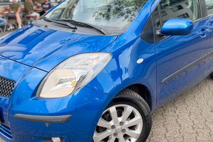 Toyota Yaris 100.000 km 5.799 &euro; Köln/Wahn 51147