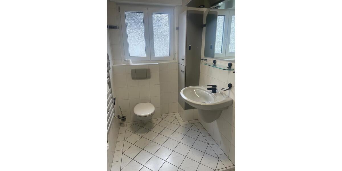 Etagenwohnung Leverkusen Schlebusch - 4 Zimmer, 90 m&sup2;, 1.400&euro; | Angebot:24508747