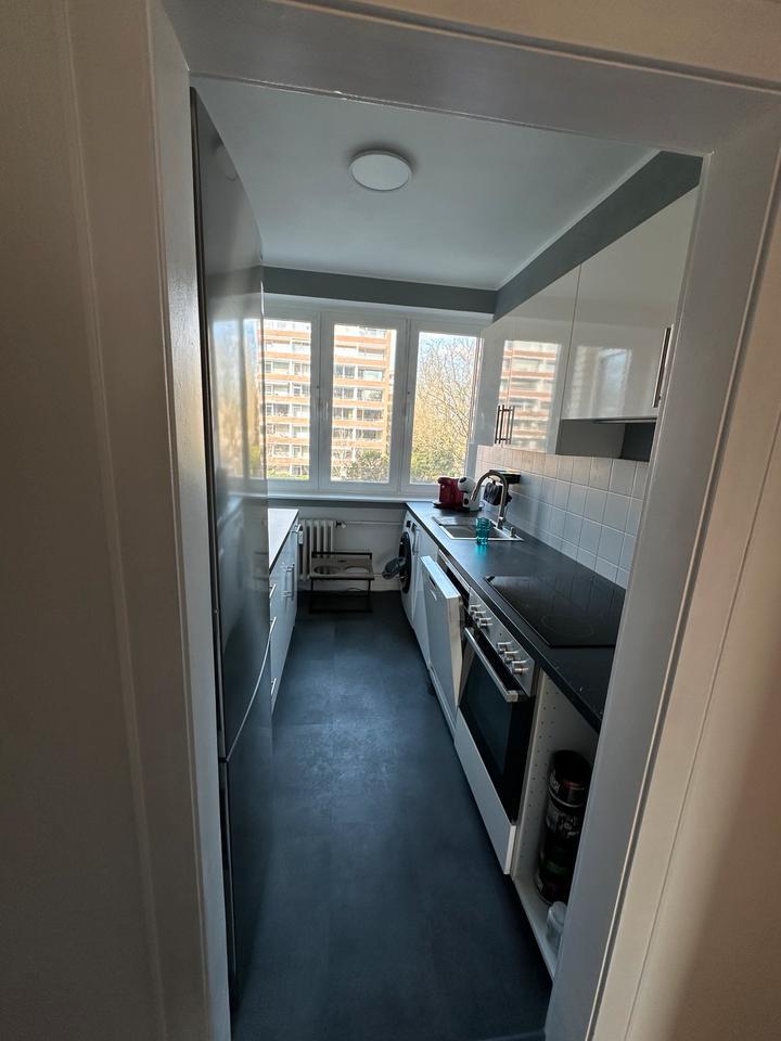 Schöne 3-Zimmer-Wohnung mit großem Balkon in Düsseldorf