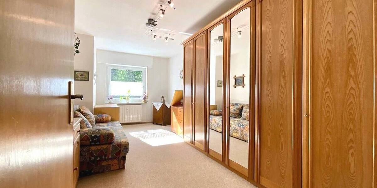Etagenwohnung Ennepetal Voerde - 4 Zimmer, 111 m&sup2;, 165.000&euro; | Angebot:26388806