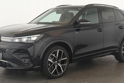 VW Tiguan 24.300 km 44.684 &euro; Düsseldorf 40233