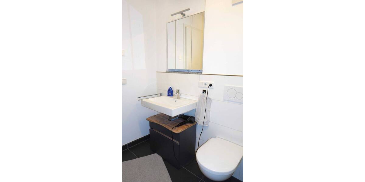 Etagenwohnung Leverkusen Lützenkirchen - 2 Zimmer, 55 m&sup2;, 715&euro; | Angebot:26247284
