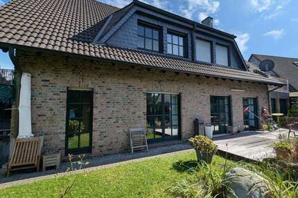 Wohnung zum Kaufen in Düsseldorf 695.000 € 155 m² 4 zimmer