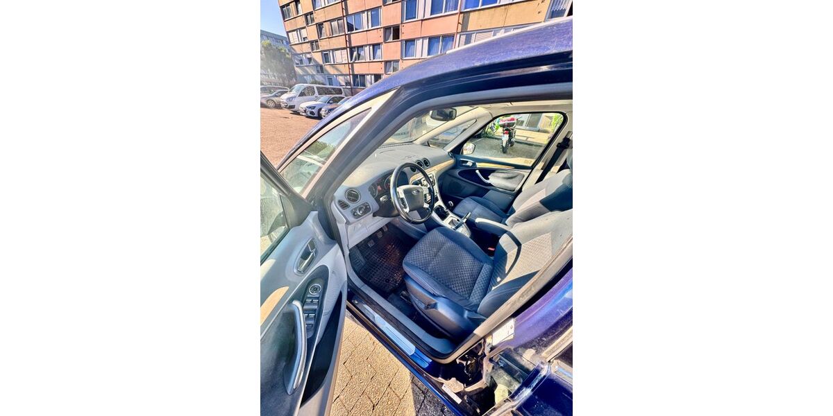 Ford Galaxy 282.000 km 1.500 &euro; Dormagen 41540