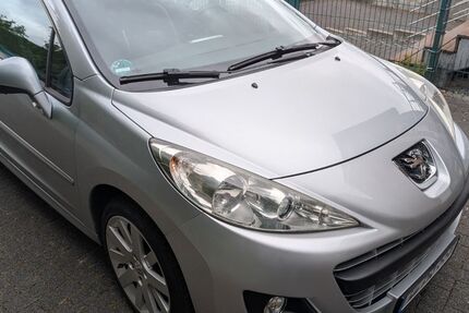 Peugeot 207 72.250 km 5.700 &euro; Wuppertal 42329