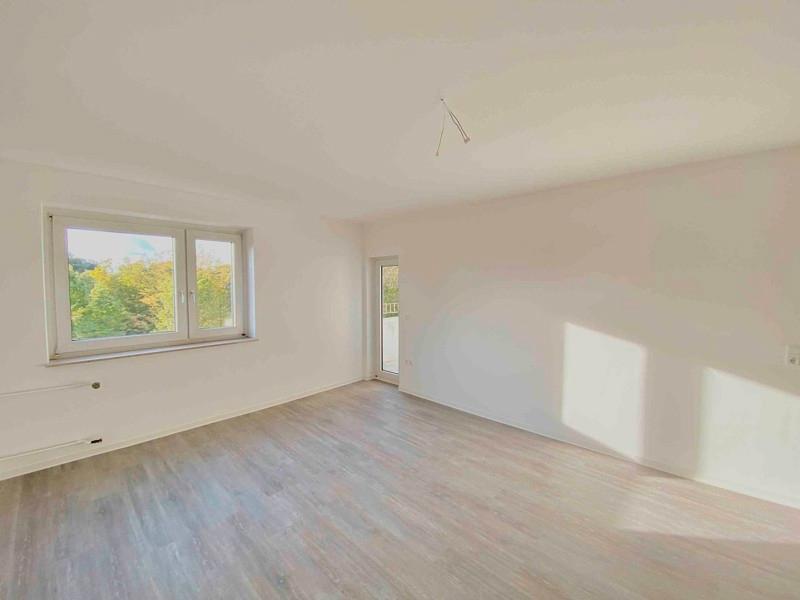 1-Zi.-Single-Wohnung mit Balkon zimmer