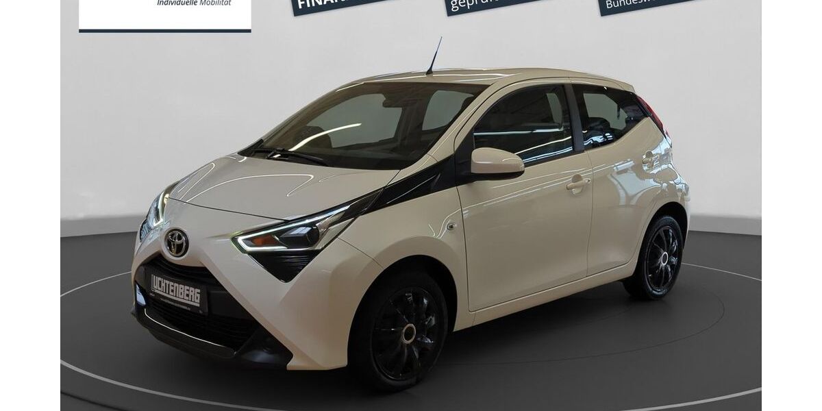 Toyota Aygo (X) 55.950 km 10.450 &euro; Leverkusen 51381