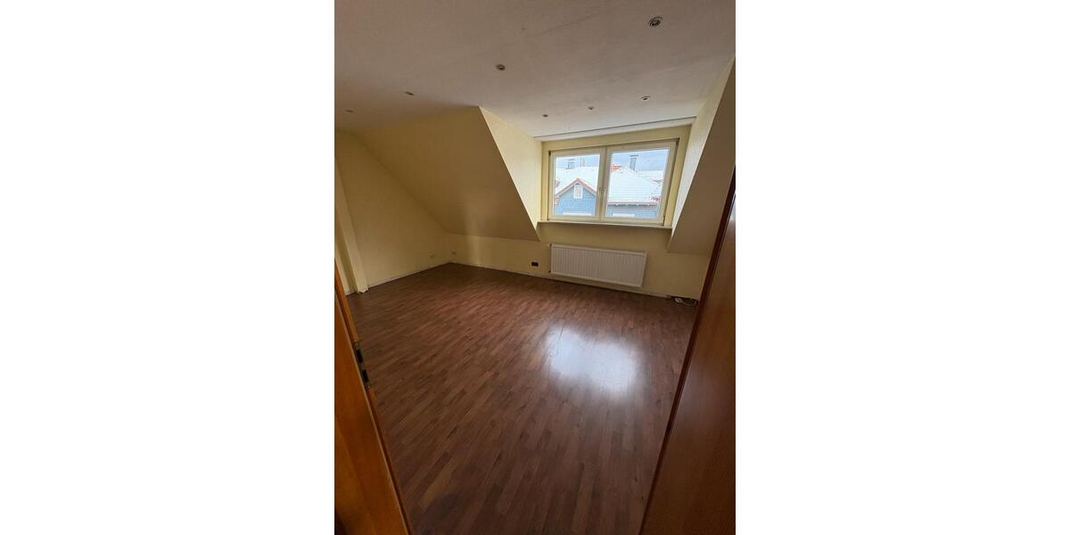 Maisonettenwohnung Solingen Wald - 3 Zimmer, 90 m&sup2;, 850&euro; | Angebot:25416063