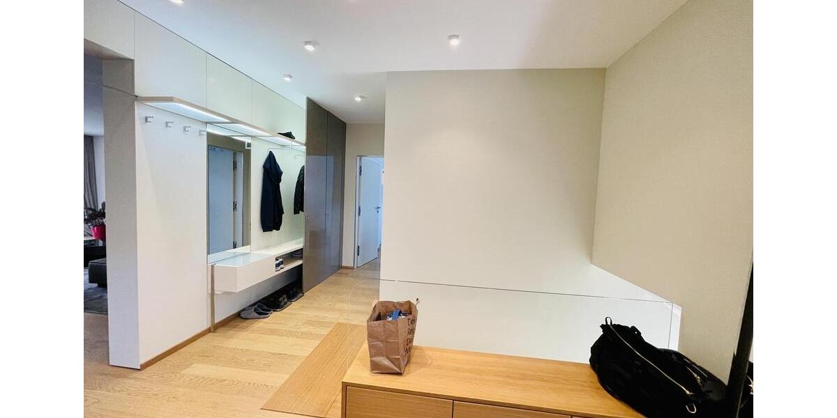 Maisonettenwohnung Düsseldorf Düsseltal - 5 Zimmer, 224 m&sup2;, 5.500&euro; | Angebot:24526472