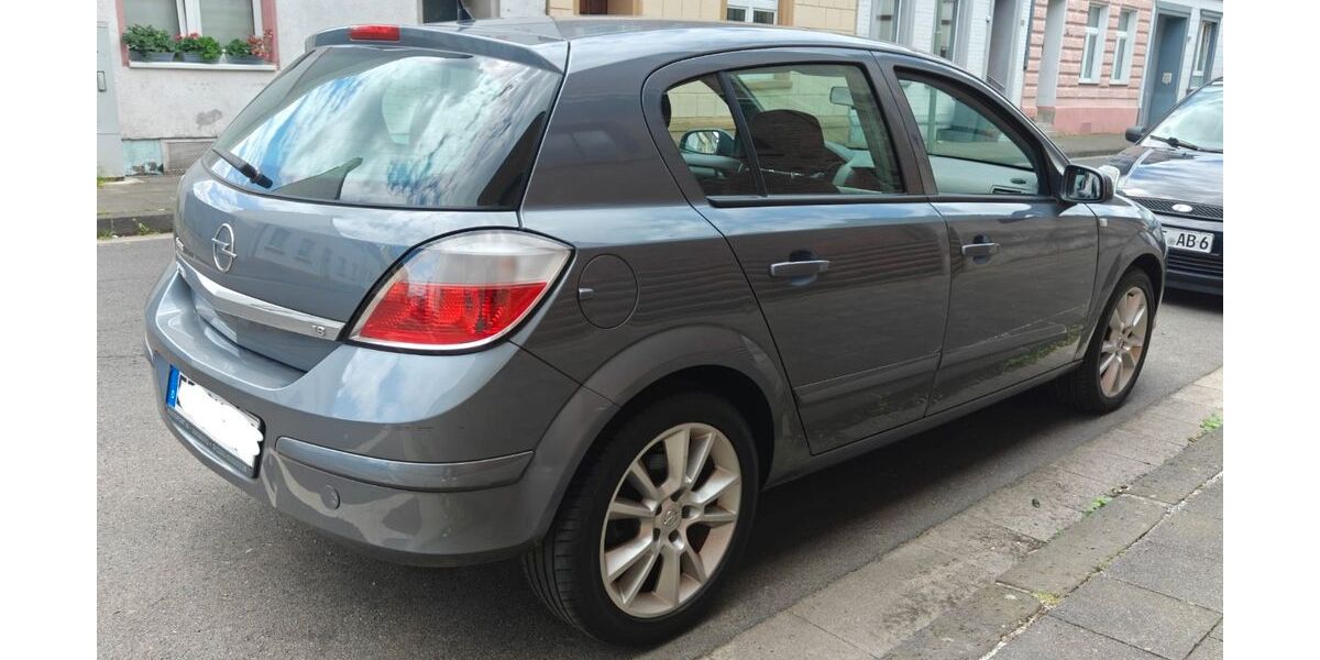 Opel Astra 158.489 km 2.899 &euro; NEUSS 41462