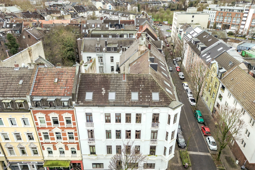 Großzügig geschnittene Eigentumswohnung in Köln-Mülheim 3 zimmer