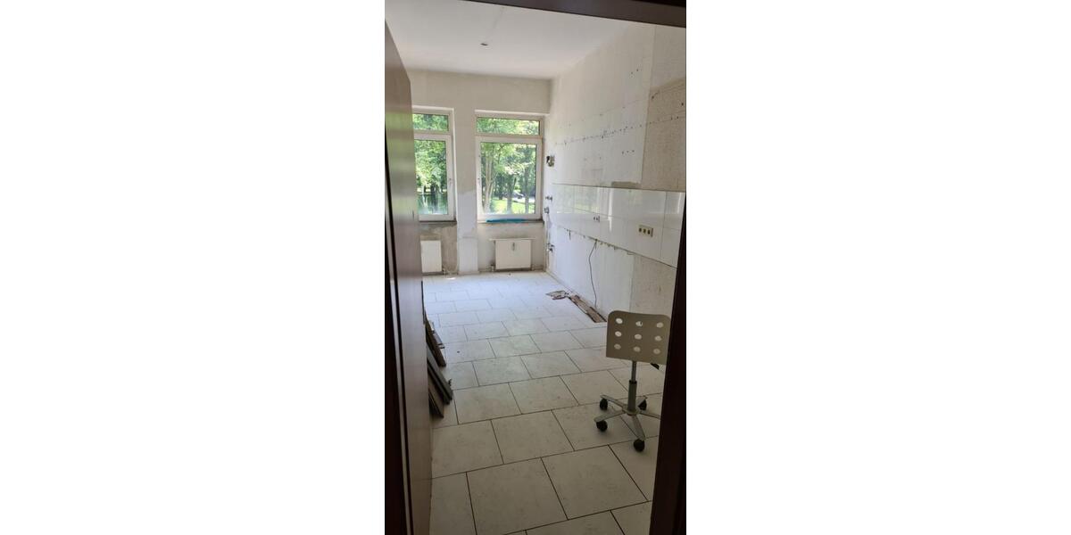 Etagenwohnung Velbert Langenberg - 3 Zimmer, 88 m&sup2;, 835&euro; | Angebot:24695132